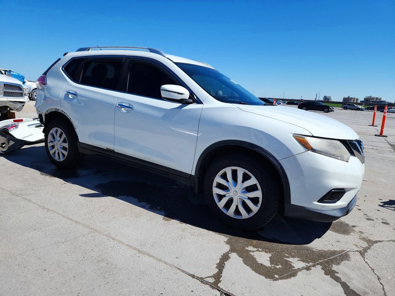 2016 NISSAN ROGUE S photo 4