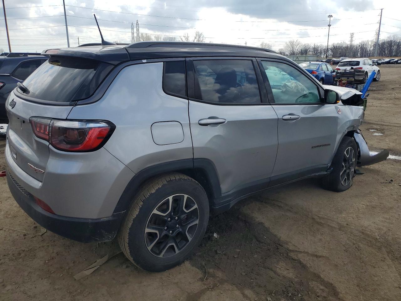 2021 JEEP COMPASS TRAILHAWK photo 3