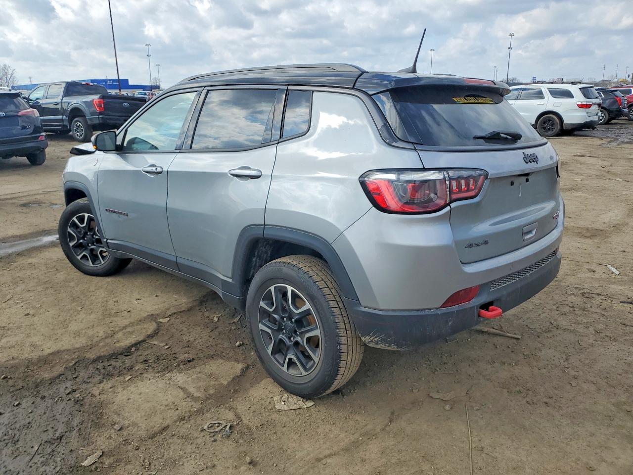 2021 JEEP COMPASS TRAILHAWK photo 2