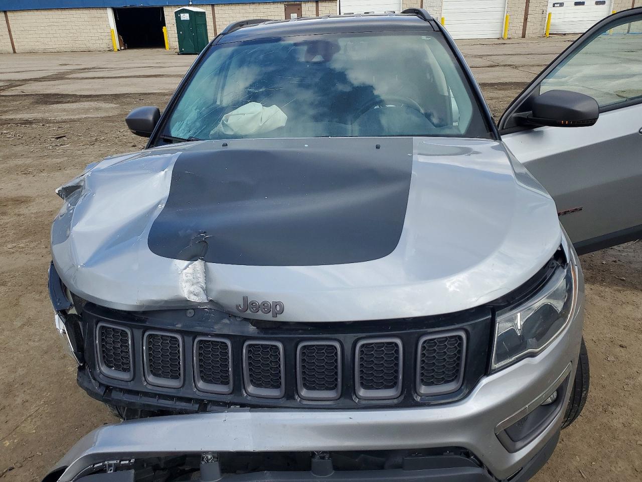 2021 JEEP COMPASS TRAILHAWK photo 12