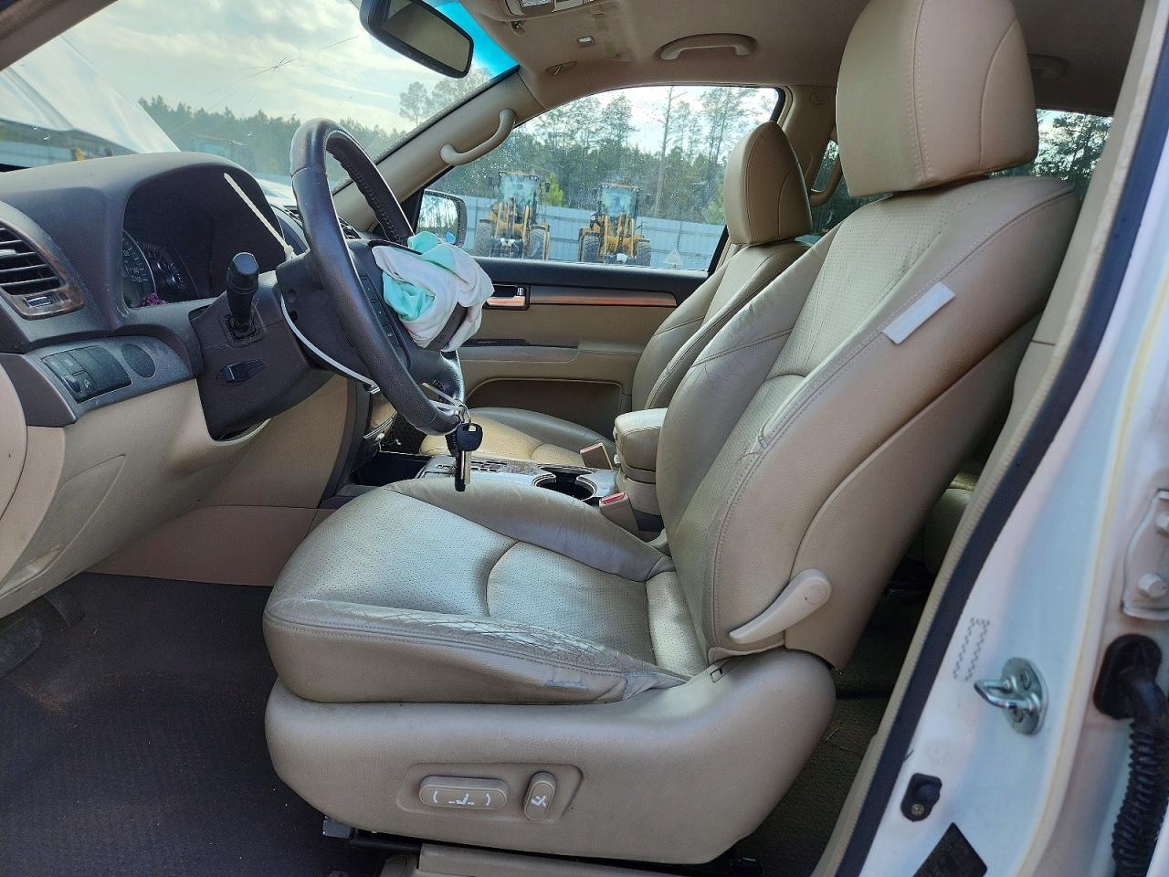 2009 KIA BORREGO LX photo 7