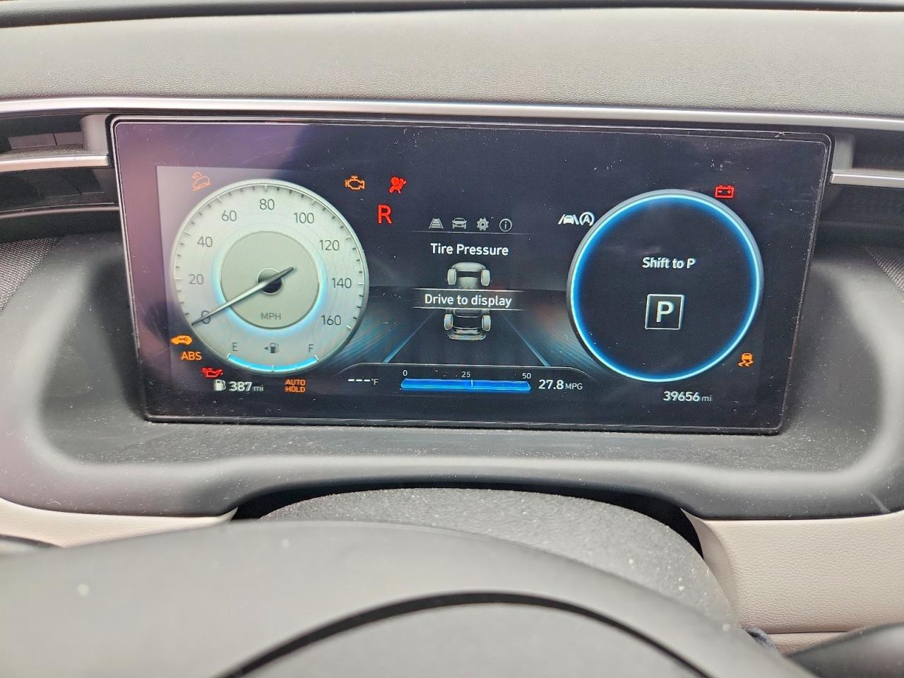 2022 HYUNDAI TUCSON SEL photo 9