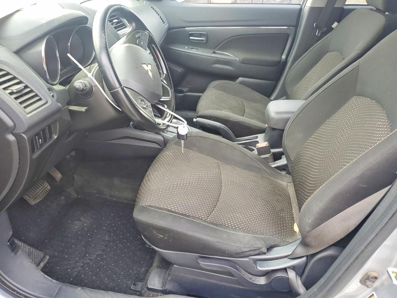 2016 MITSUBISHI OUTLANDER SPORT ES photo 7
