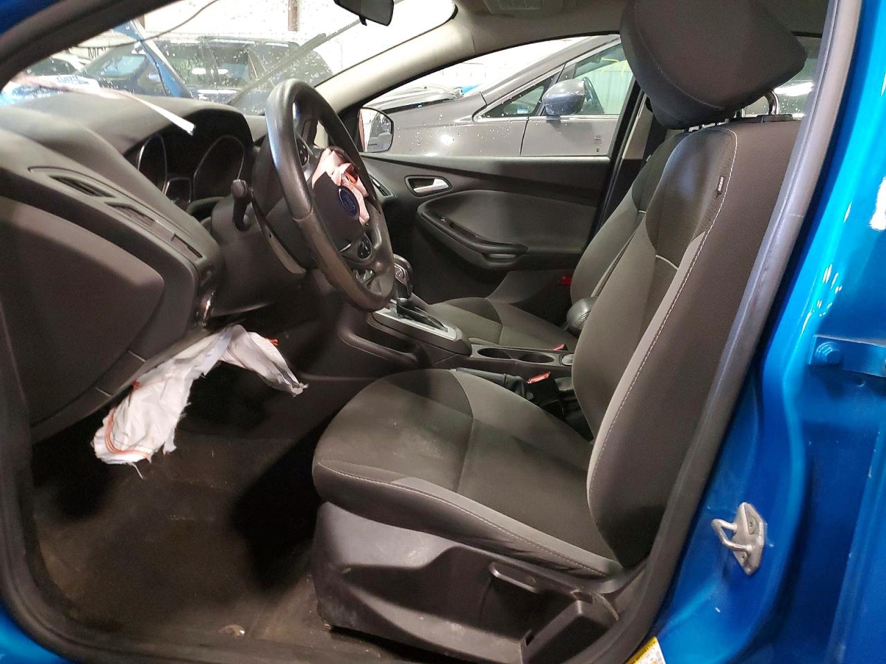 2014 FORD FOCUS SE photo 13