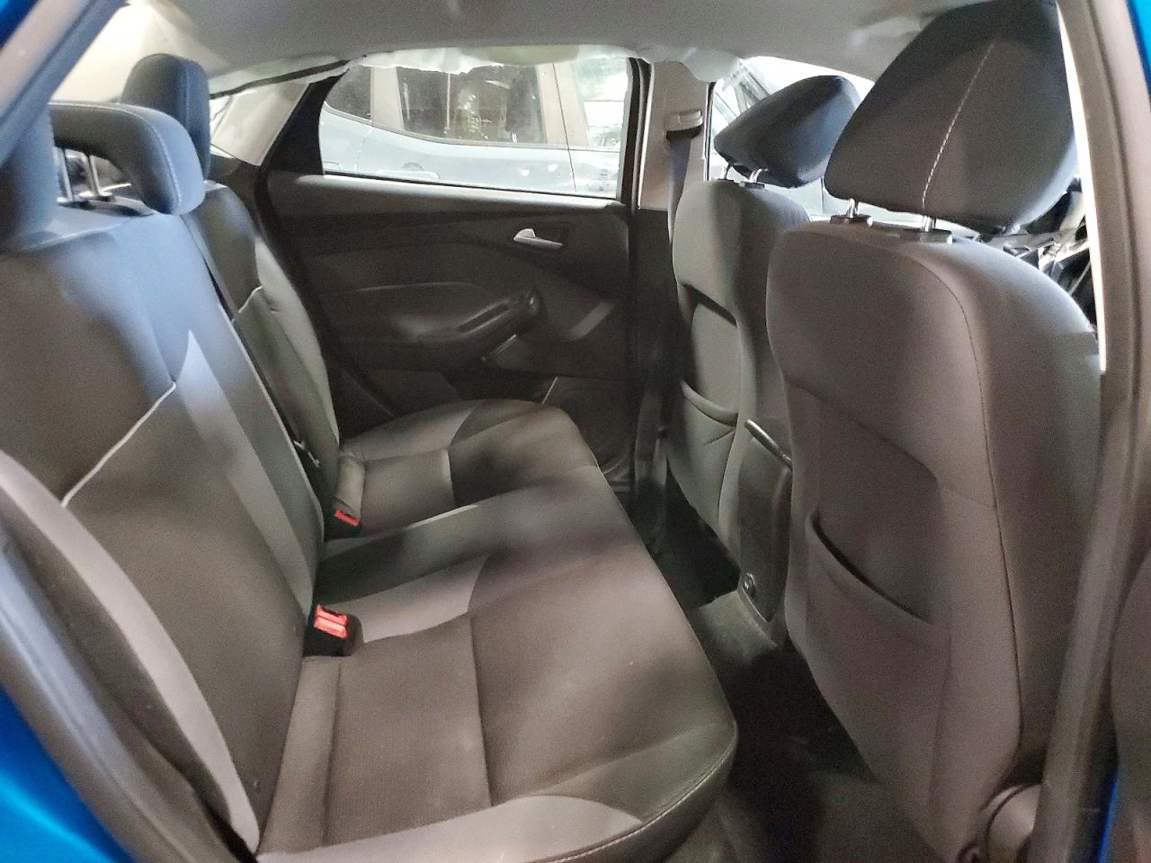 2014 FORD FOCUS SE photo 19