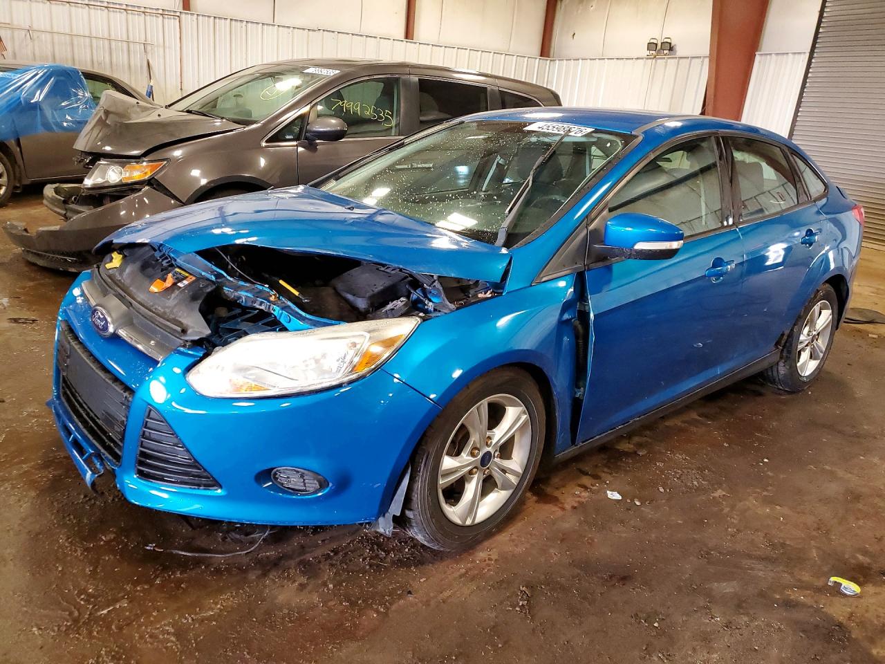 2014 FORD FOCUS SE photo 2