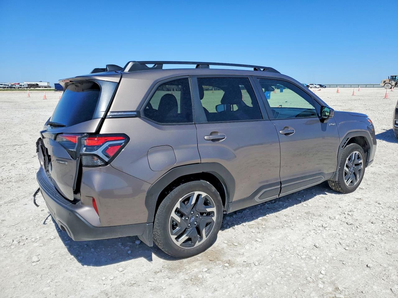 2025 SUBARU FORESTER LIMITED photo 3