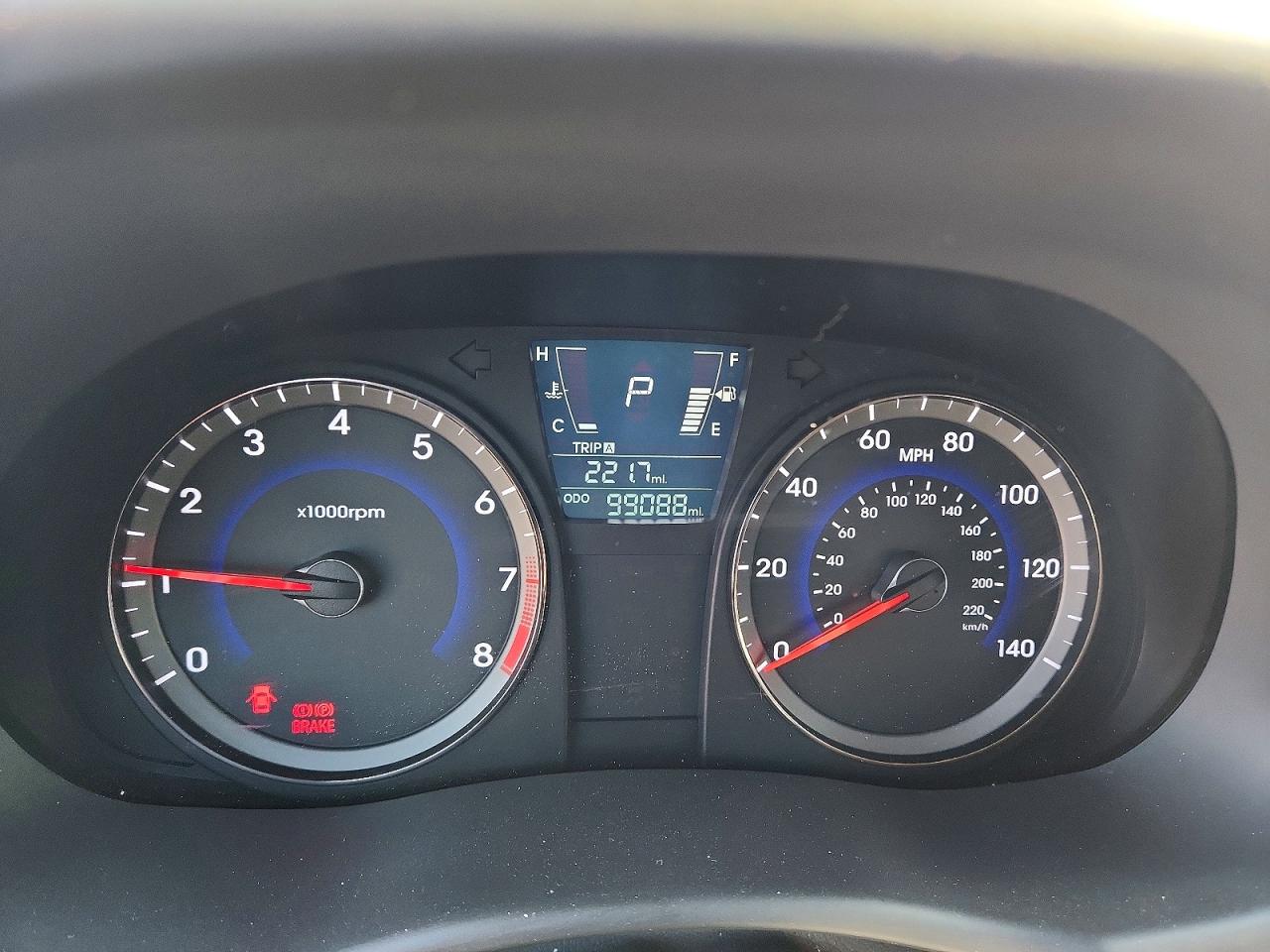 2014 HYUNDAI ACCENT GLS photo 17