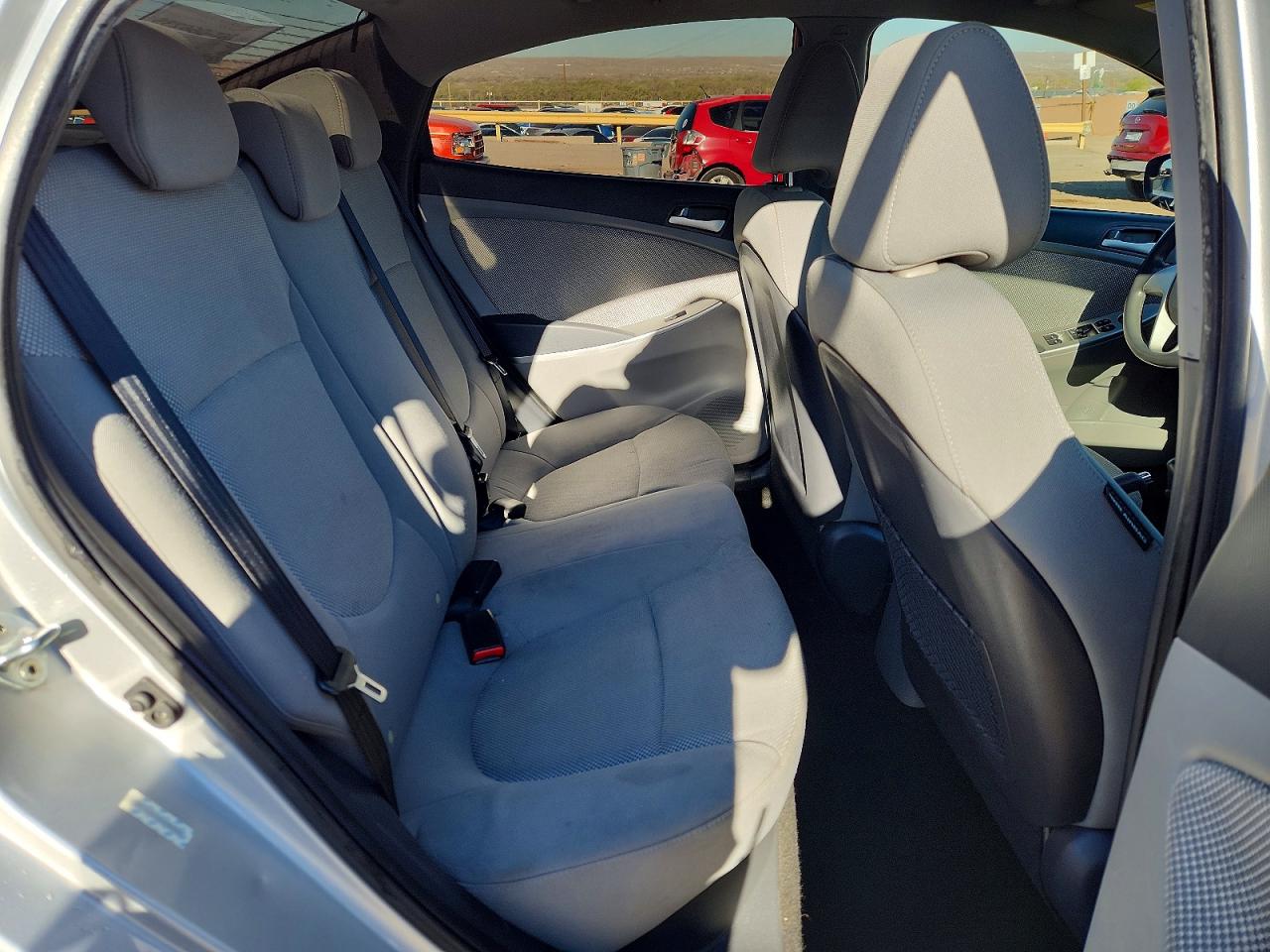 2014 HYUNDAI ACCENT GLS photo 19