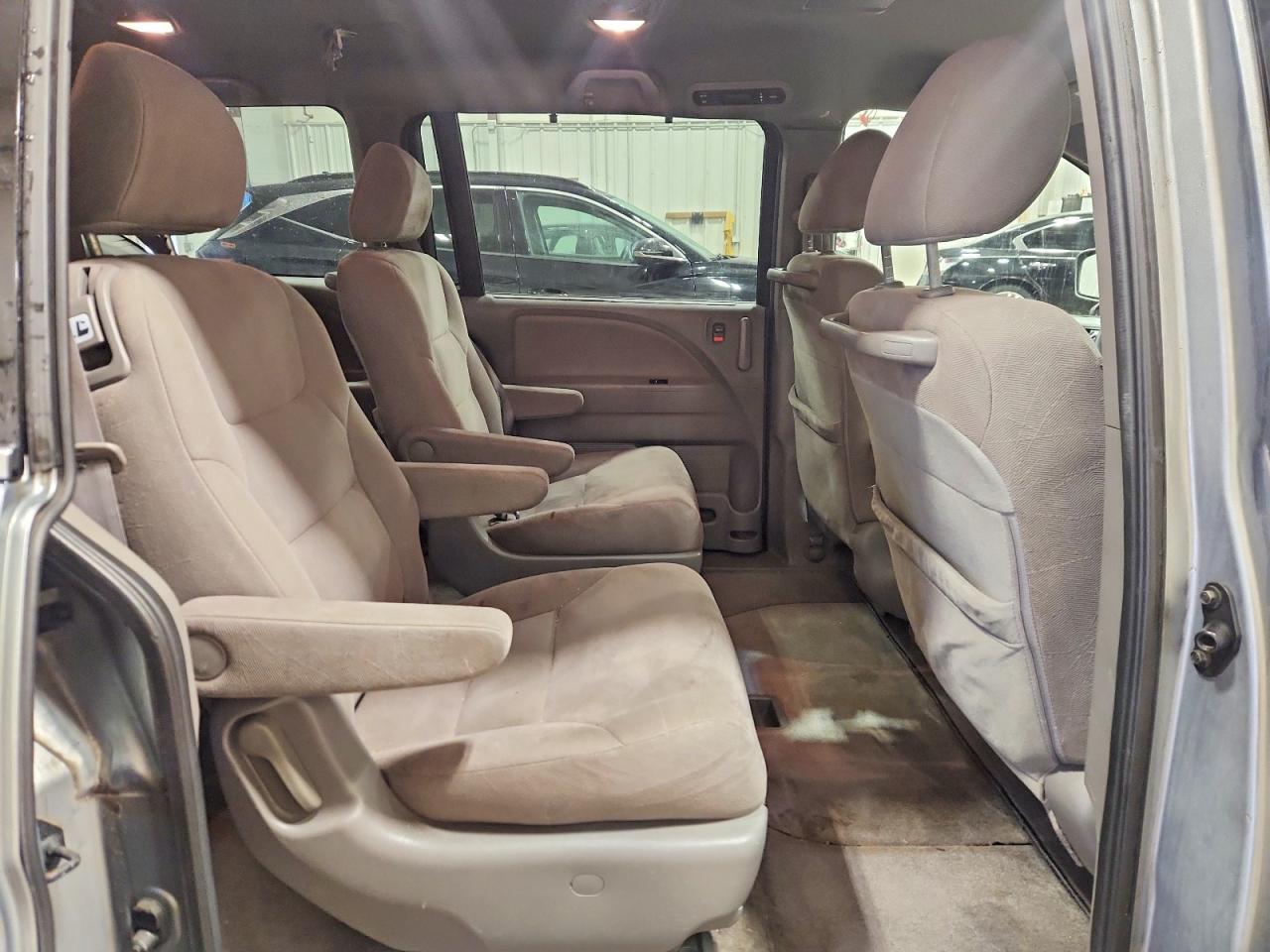 2010 HONDA ODYSSEY EX photo 11