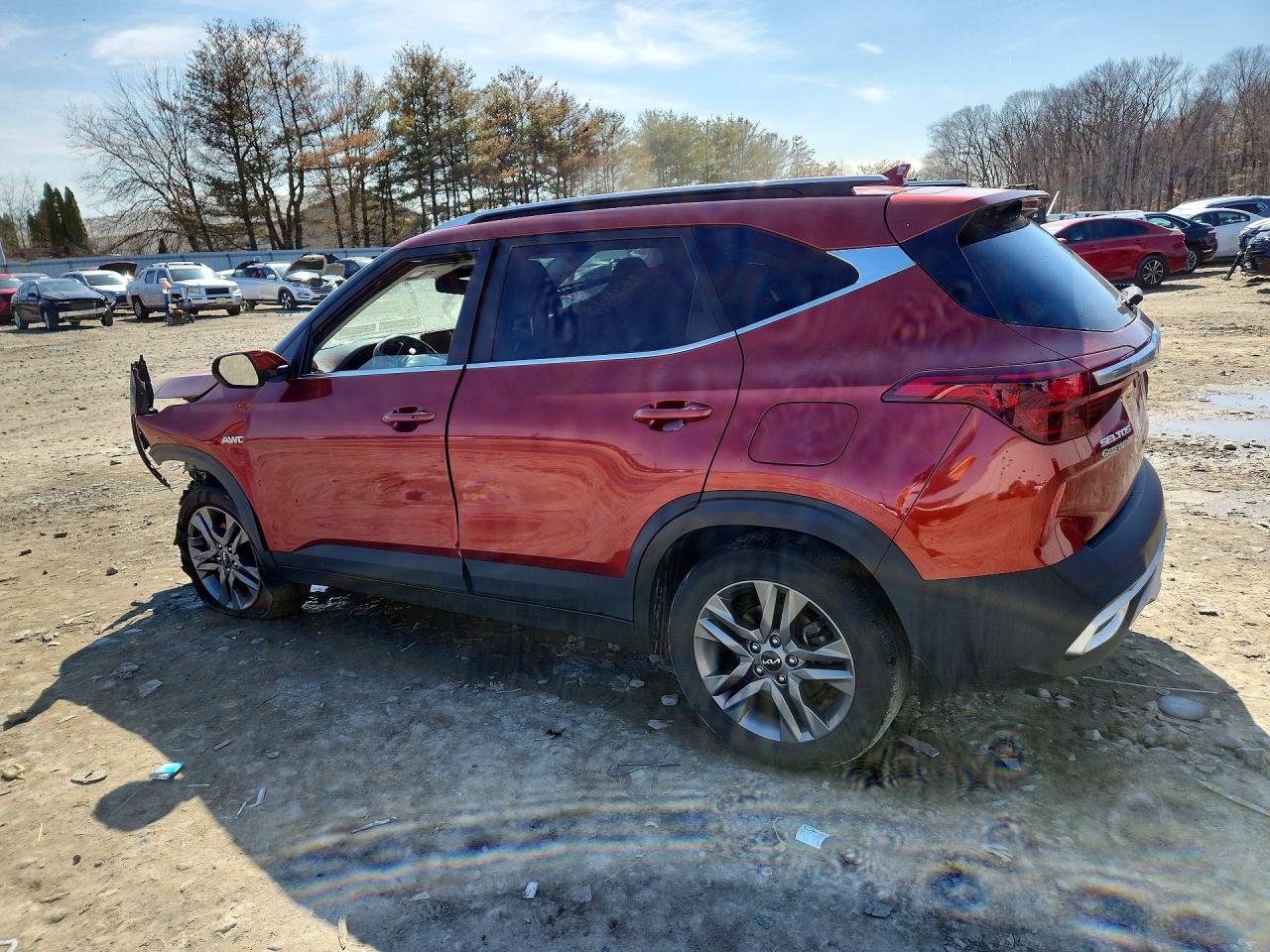 2023 KIA SELTOS S photo 4