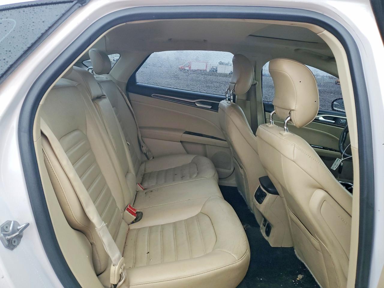 2015 FORD FUSION SE HYBRID photo 28