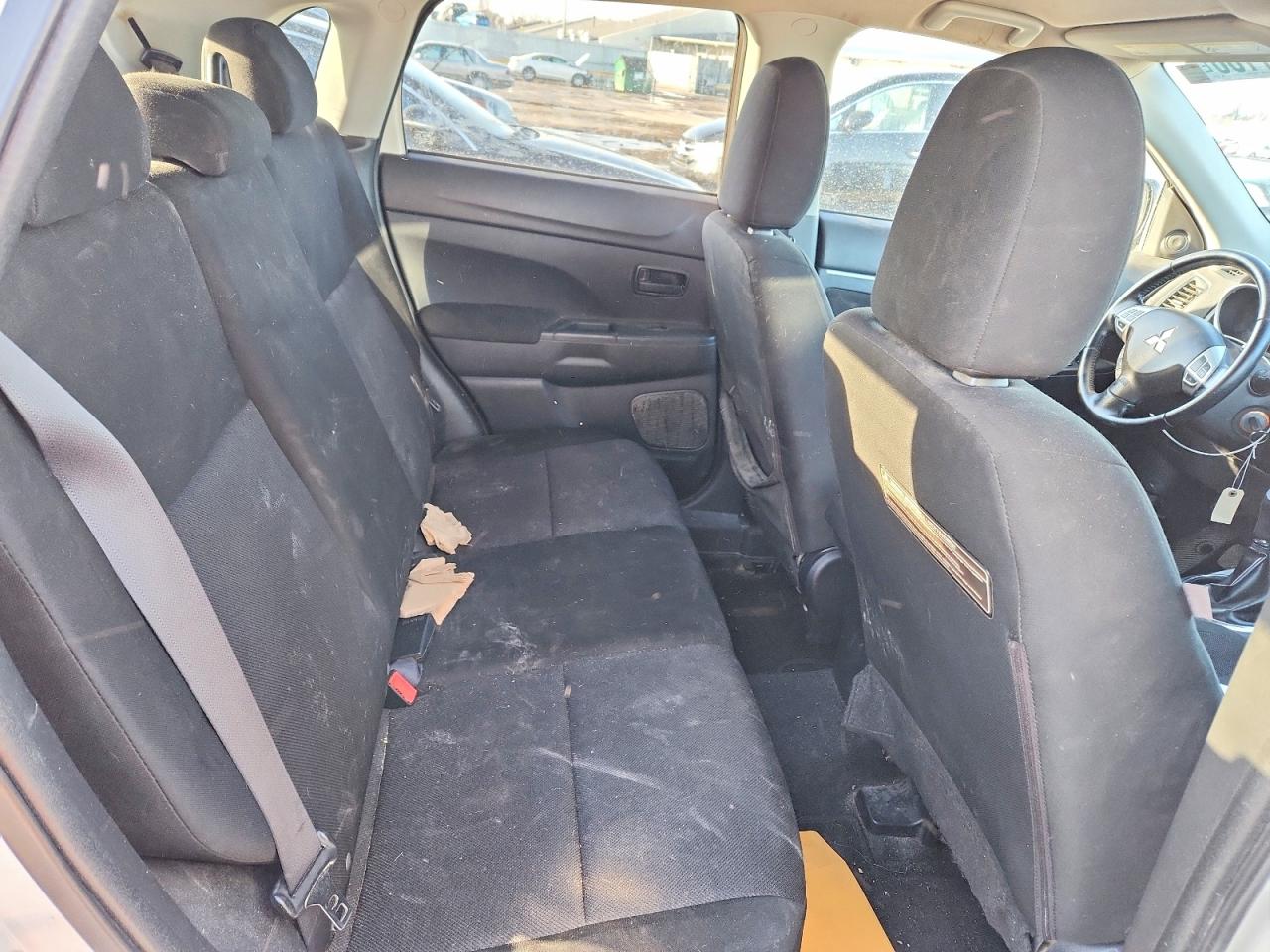 2012 MITSUBISHI OUTLANDER SPORT ES photo 41