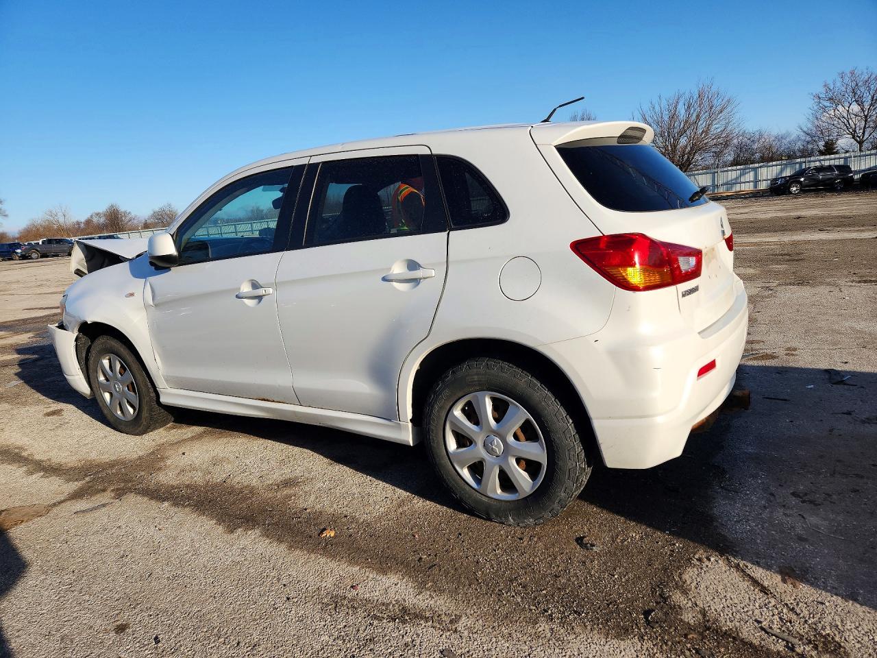 2012 MITSUBISHI OUTLANDER SPORT ES photo 5