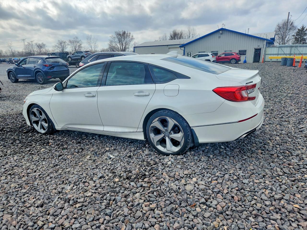 2018 HONDA ACCORD TOURING photo 4