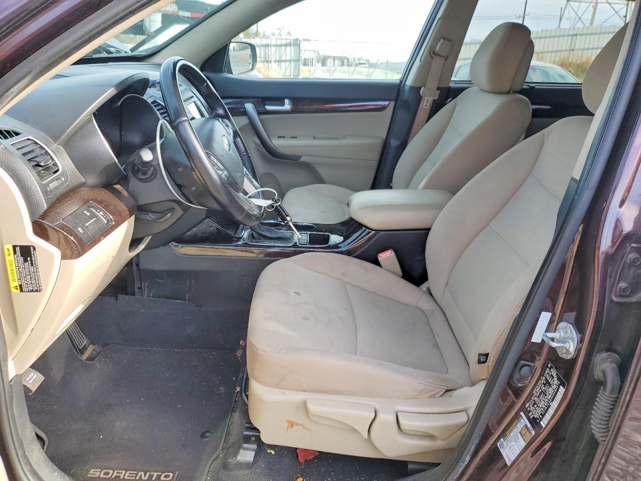 2014 KIA SORENTO LX photo 7