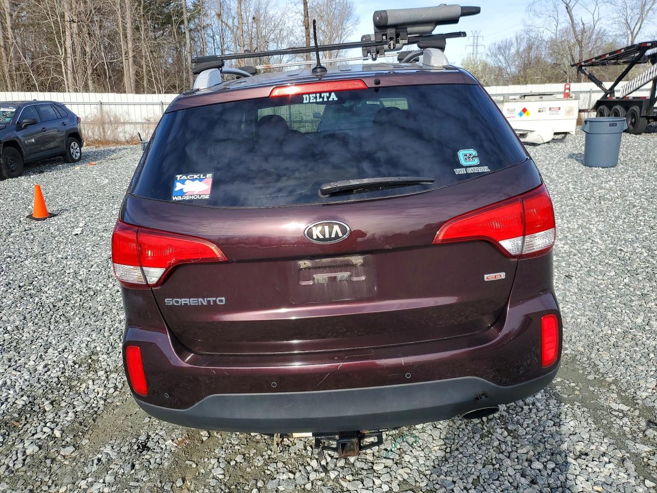 2014 KIA SORENTO LX photo 6