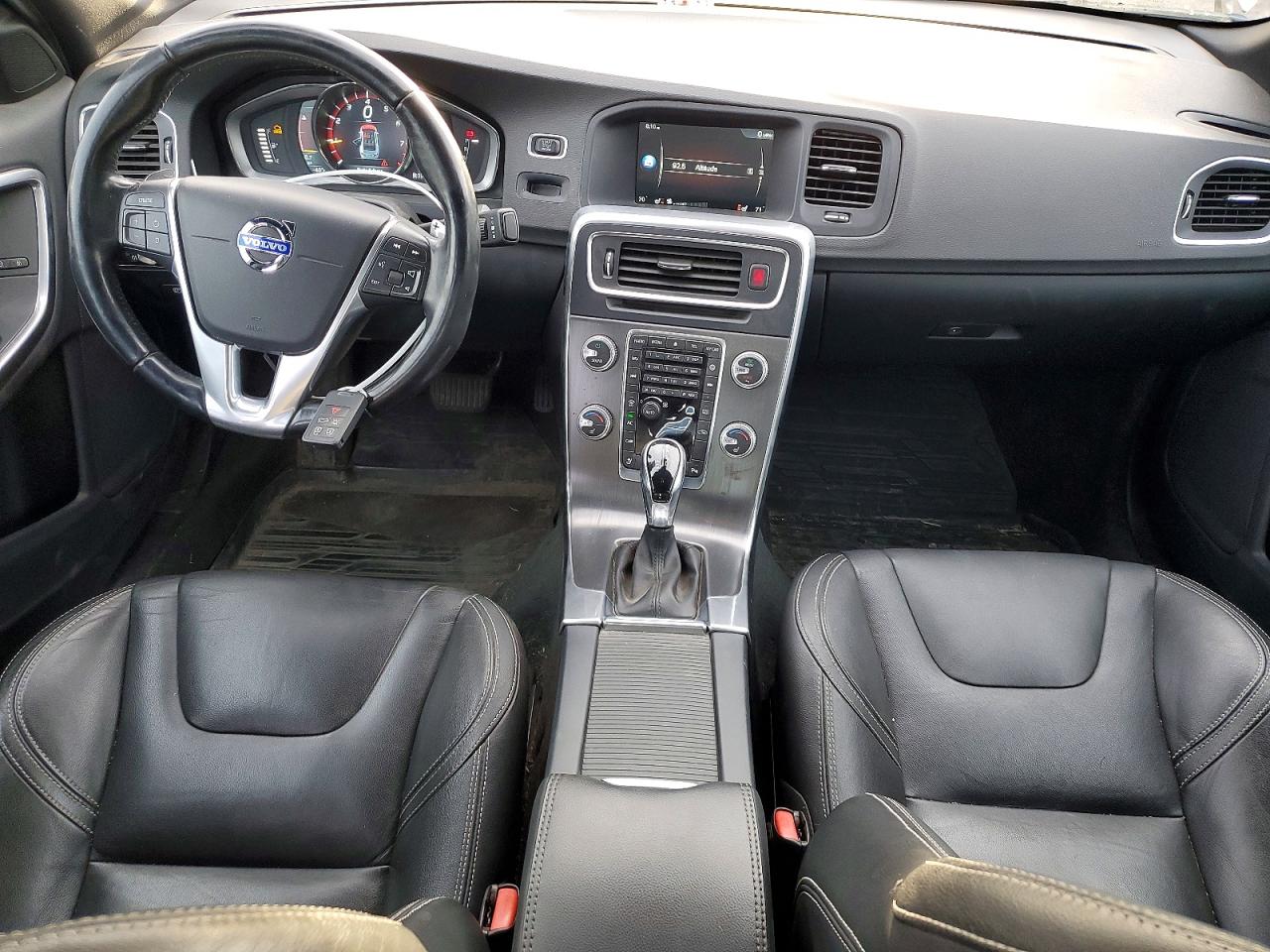2015 VOLVO S60 PREMIER photo 8