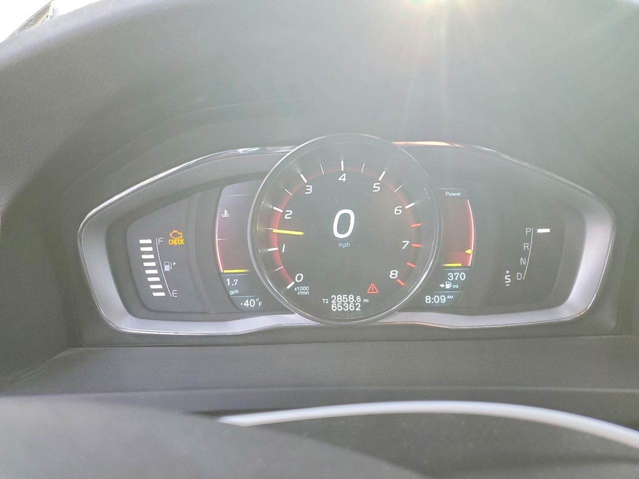2015 VOLVO S60 PREMIER photo 9