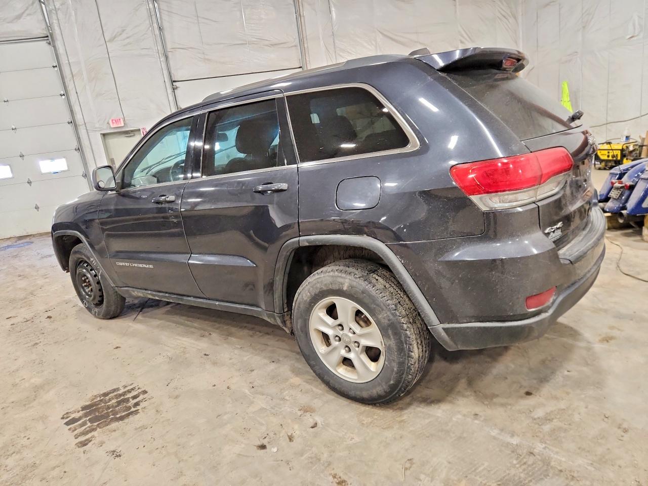 2015 JEEP GRAND CHEROKEE LAREDO photo 3