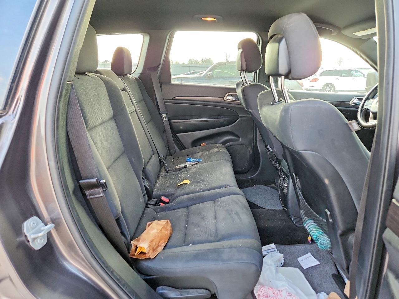 2014 JEEP GRAND CHEROKEE LAREDO photo 31