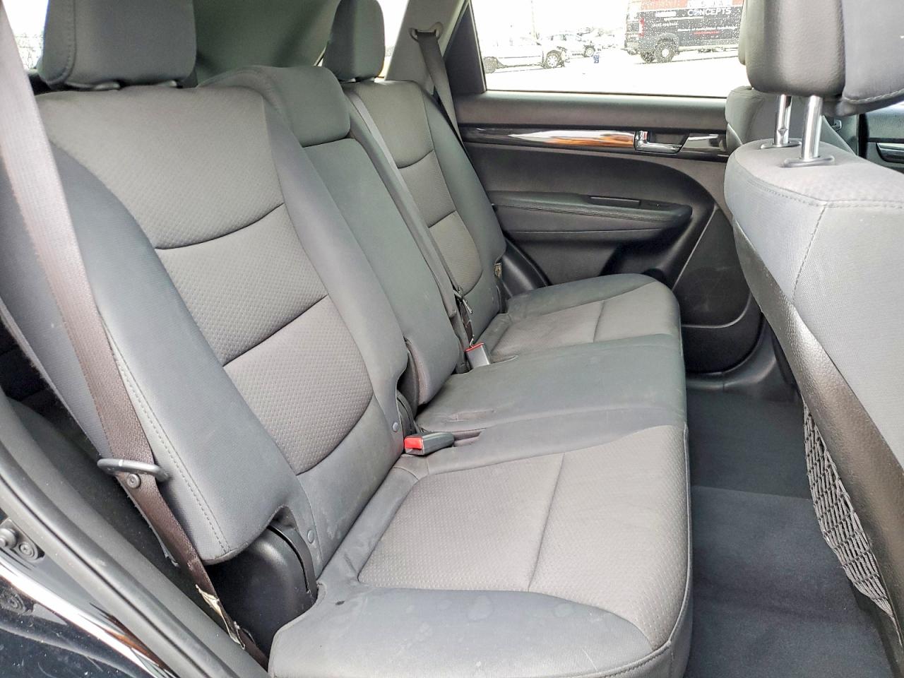 2013 KIA SORENTO LX photo 11