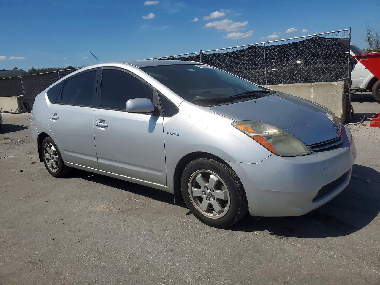 2008 TOYOTA PRIUS BASE photo 4