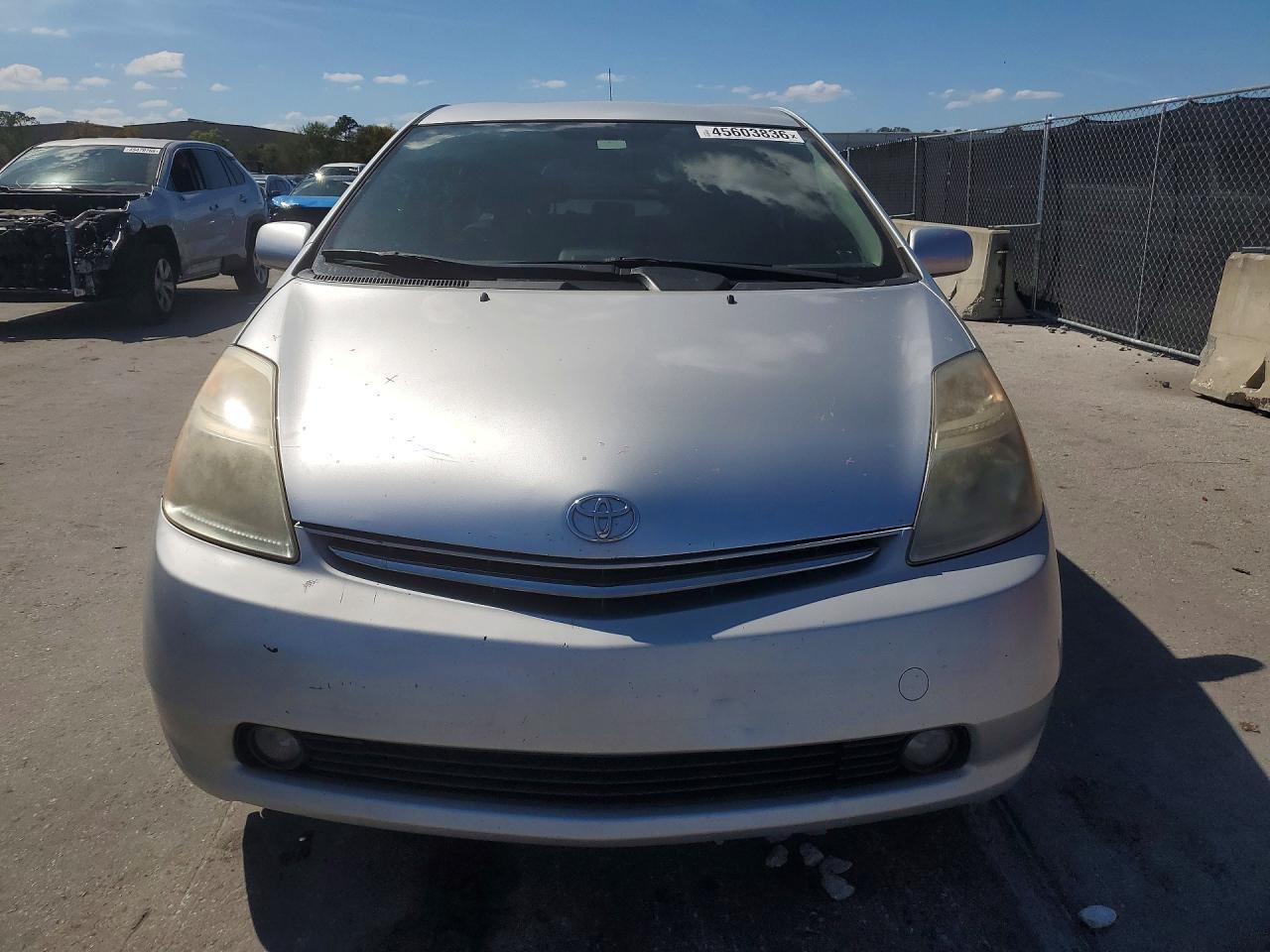 2008 TOYOTA PRIUS BASE photo 5