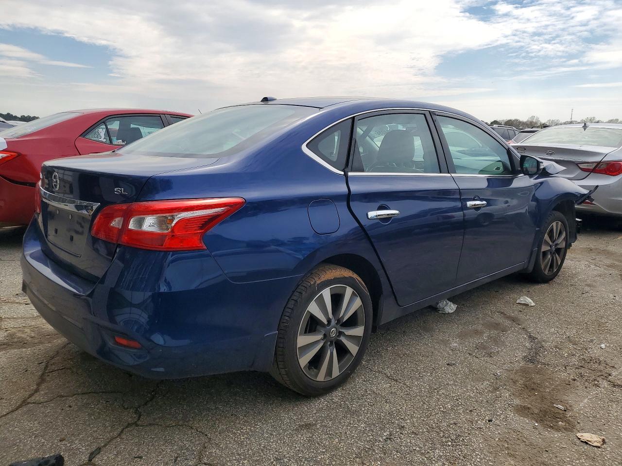 2017 NISSAN SENTRA SL photo 5