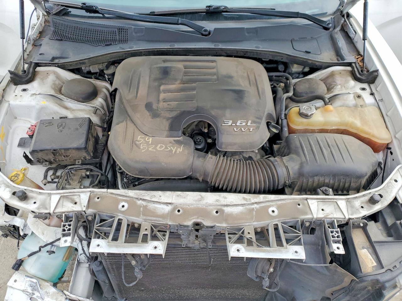 2016 DODGE CHARGER SE photo 11