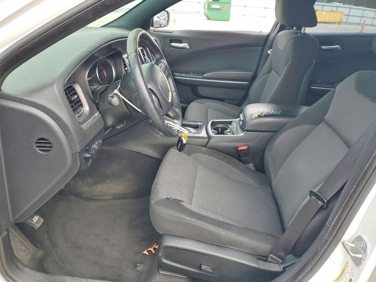 2016 DODGE CHARGER SE photo 7