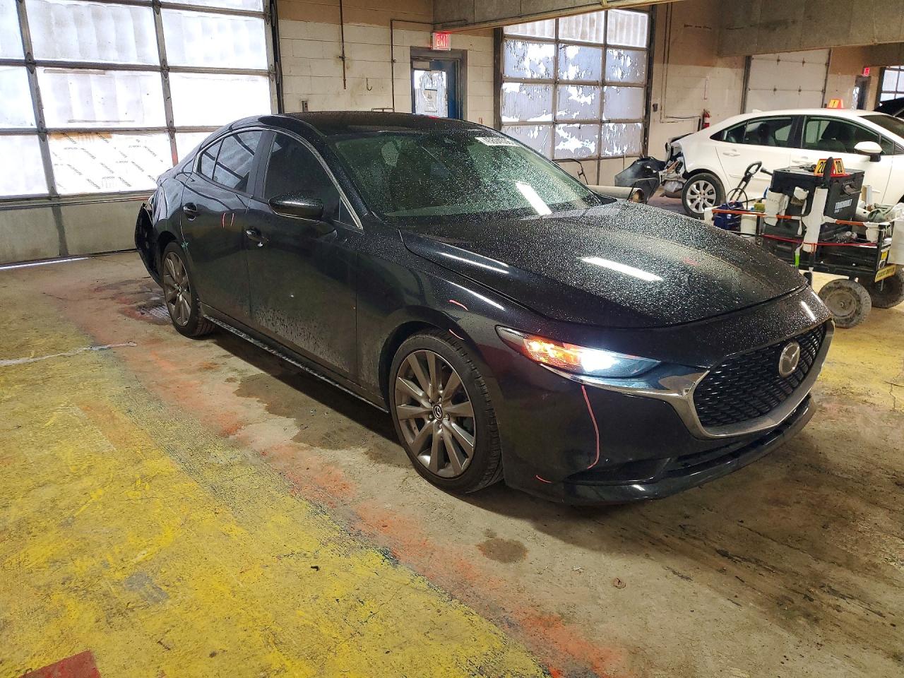 2019 MAZDA 3 PREFERRED photo 4