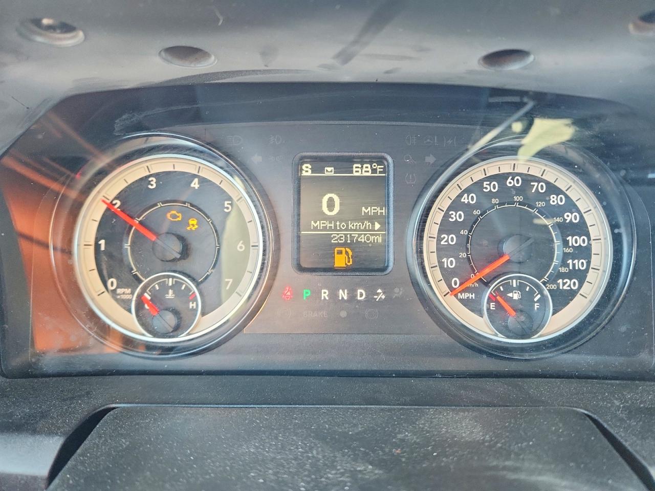 2018 RAM 1500 ST photo 17