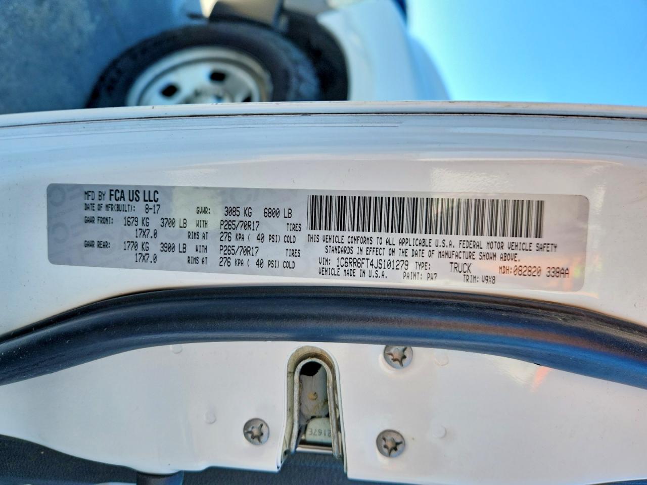 2018 RAM 1500 ST photo 25