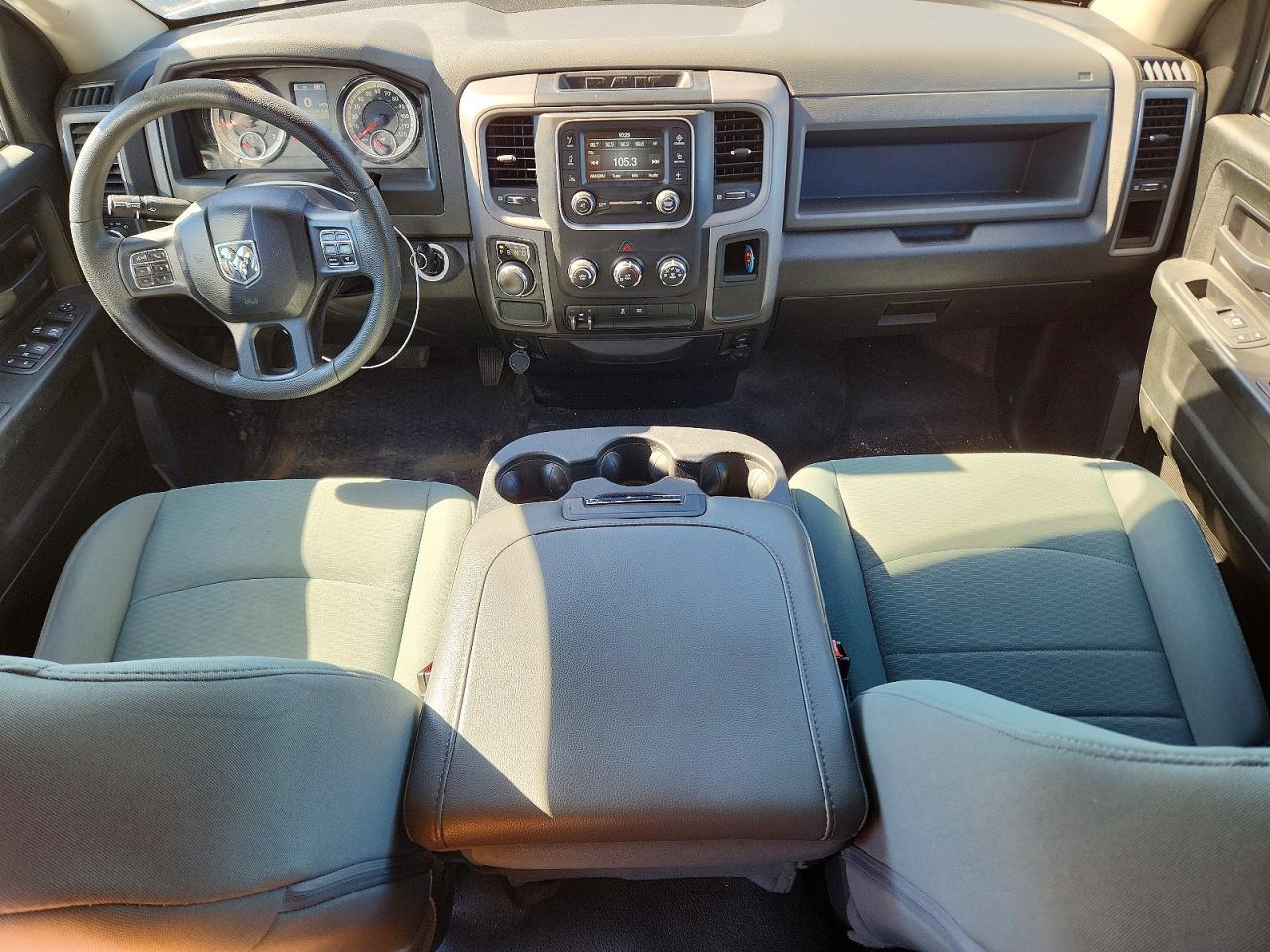 2018 RAM 1500 ST photo 15