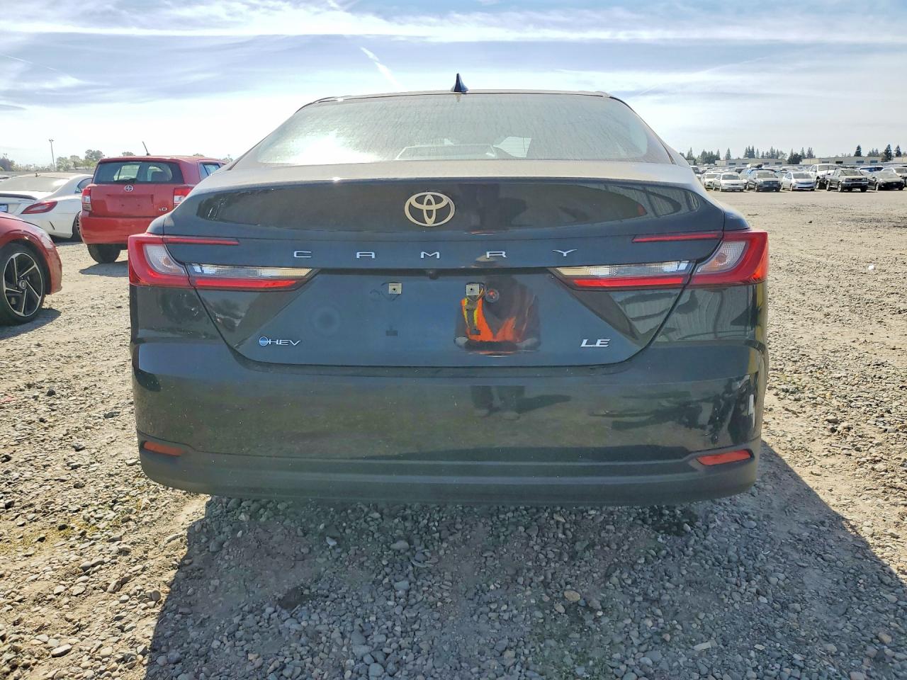 2025 TOYOTA CAMRY LE photo 6
