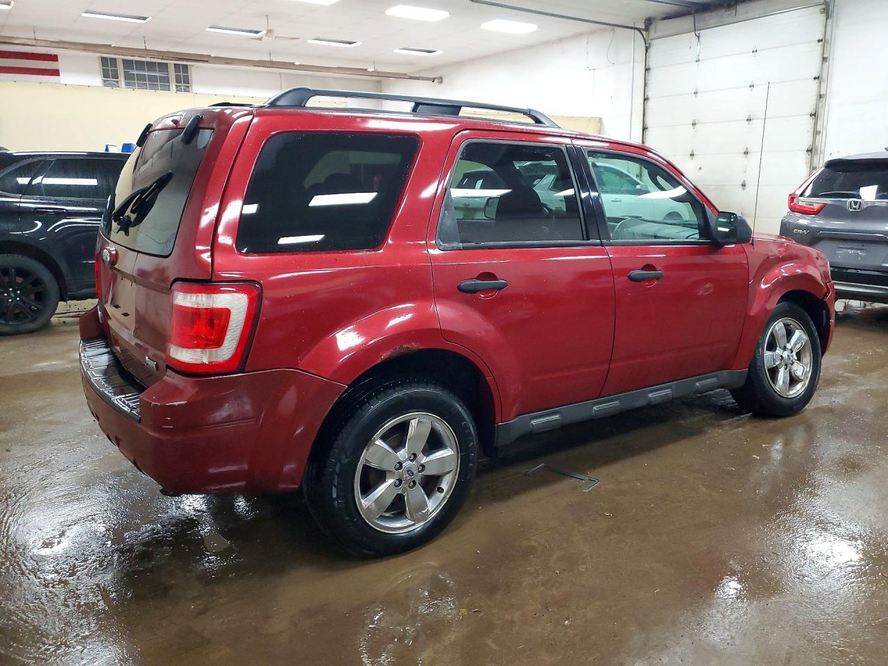 2012 FORD ESCAPE XLT photo 5
