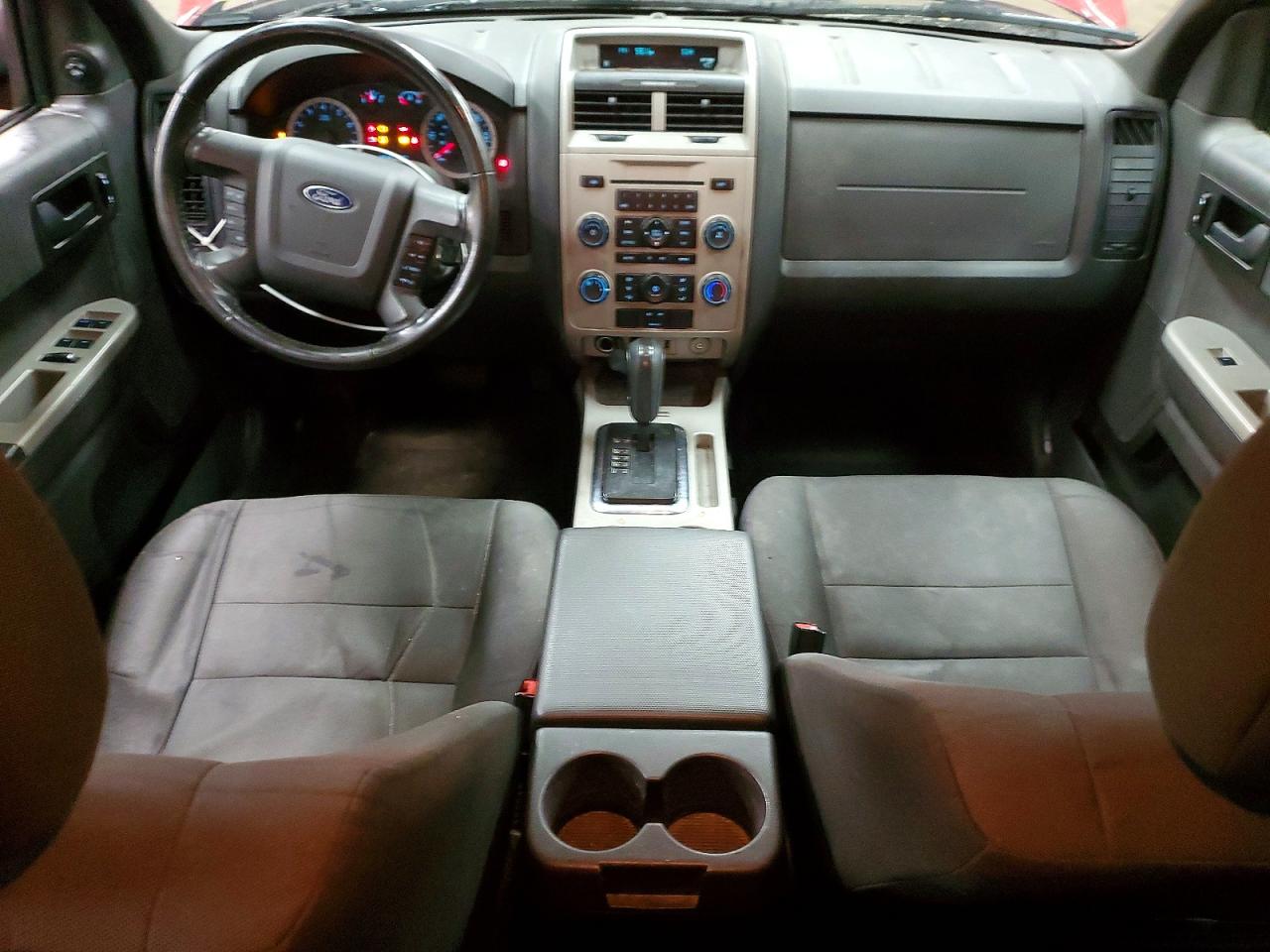 2012 FORD ESCAPE XLT photo 15