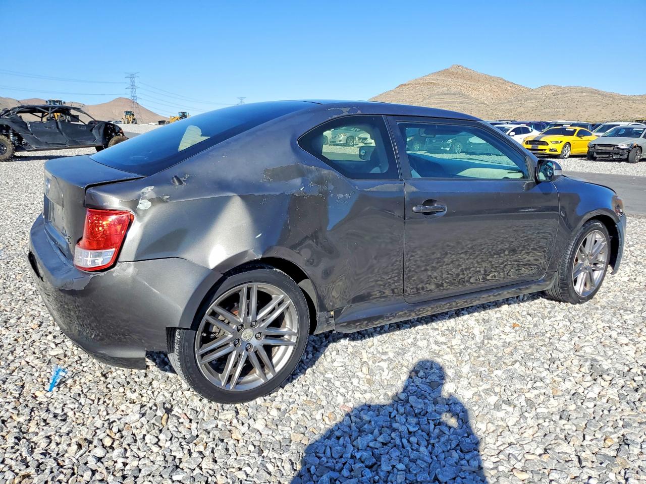 2013 TOYOTA SCION photo 3