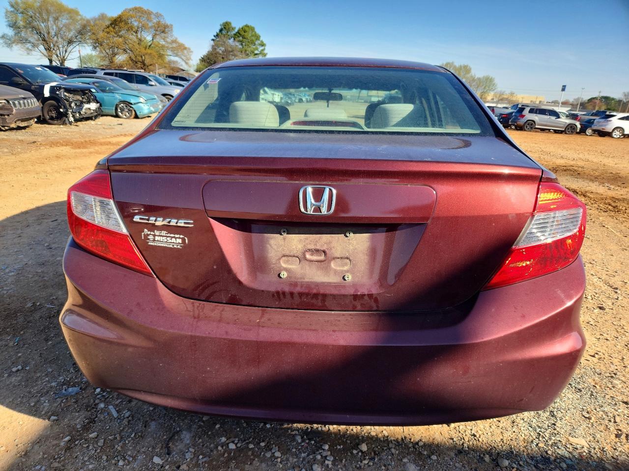 2012 HONDA CIVIC LX photo 11