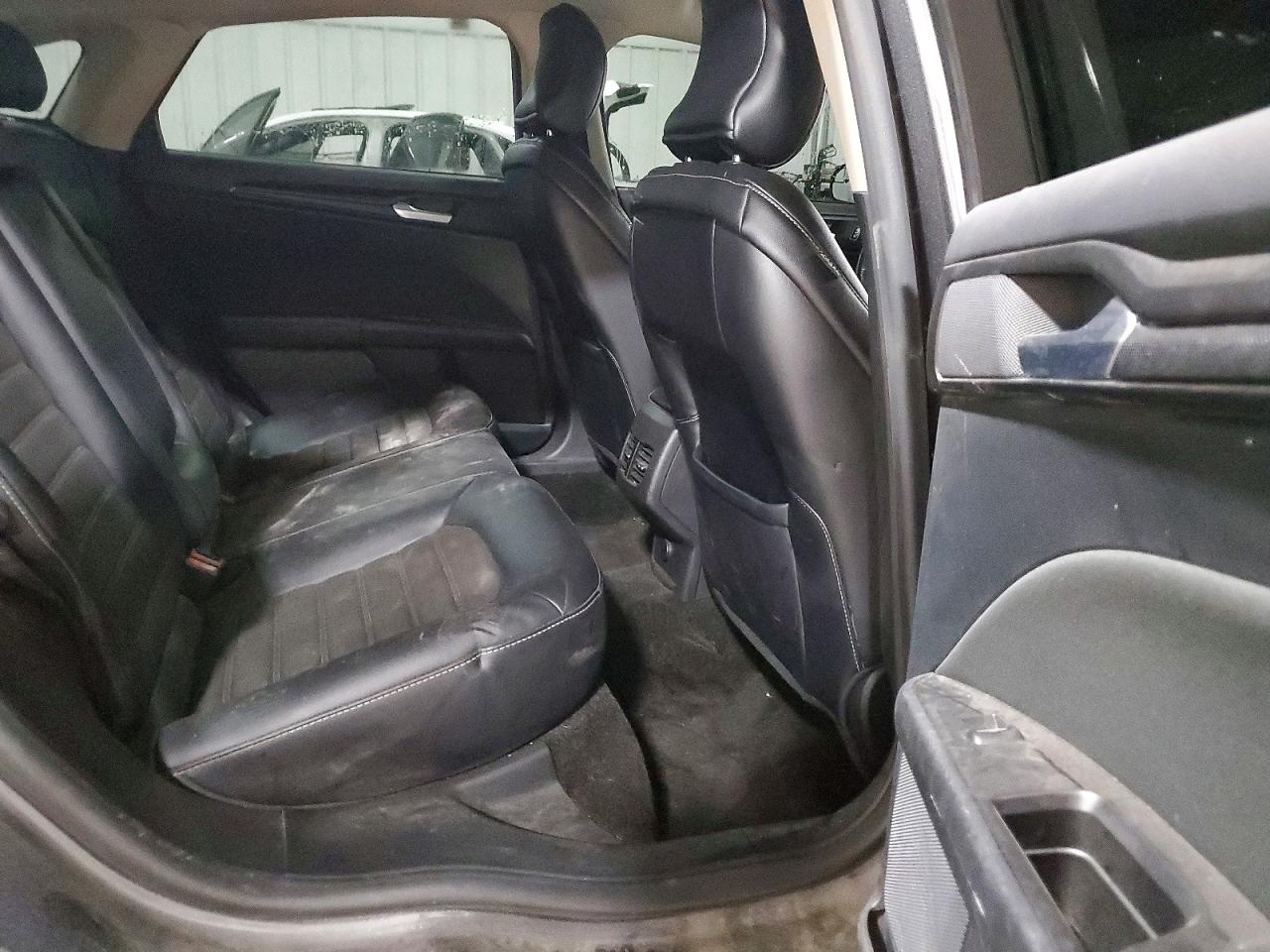 2018 FORD FUSION SE photo 10