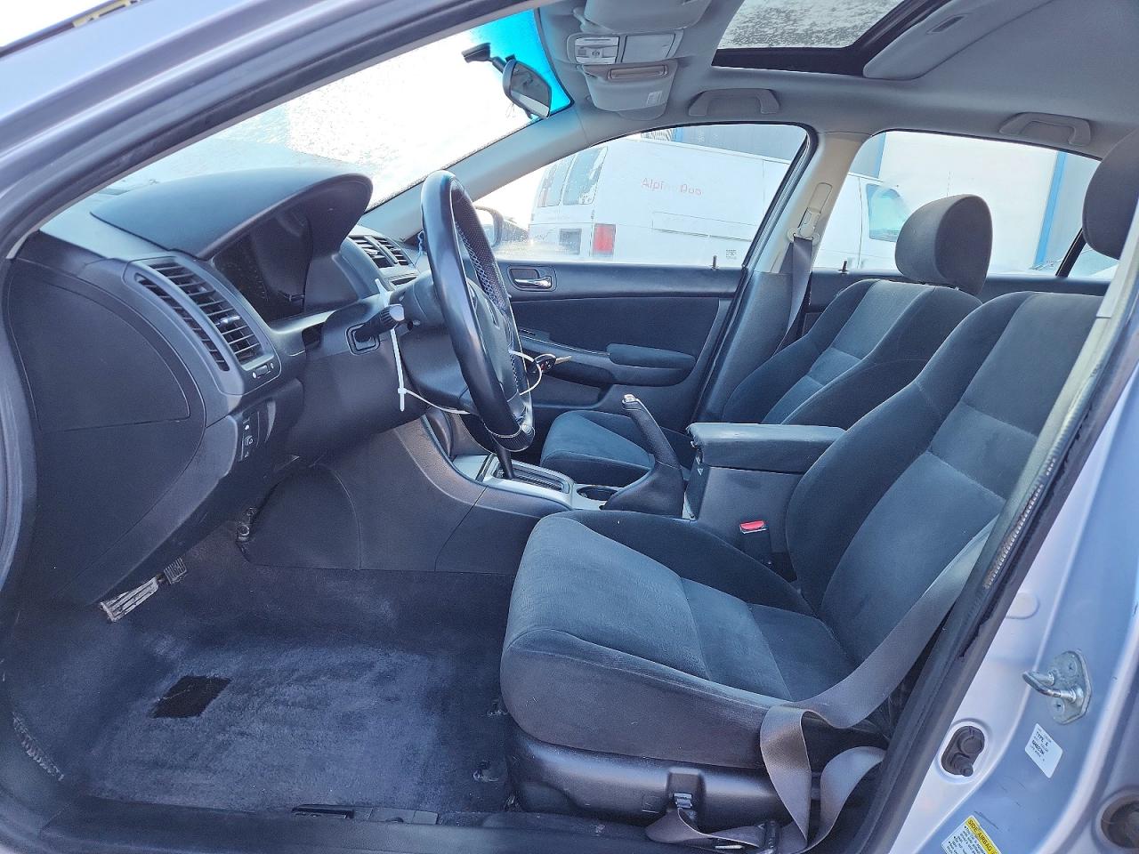 2004 HONDA ACCORD EX photo 7