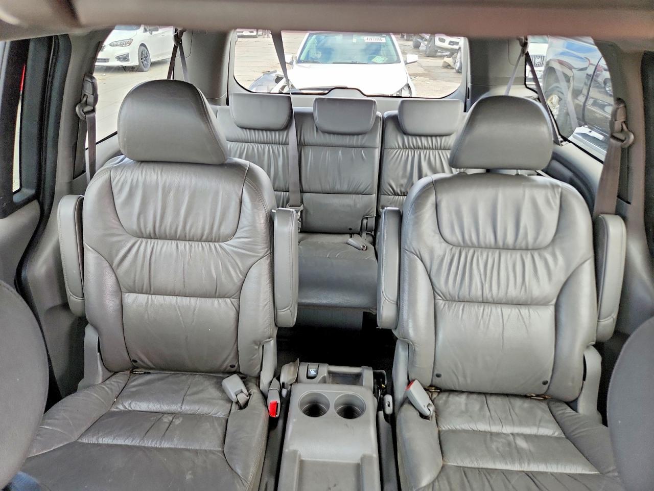 2010 HONDA ODYSSEY TOURING photo 19