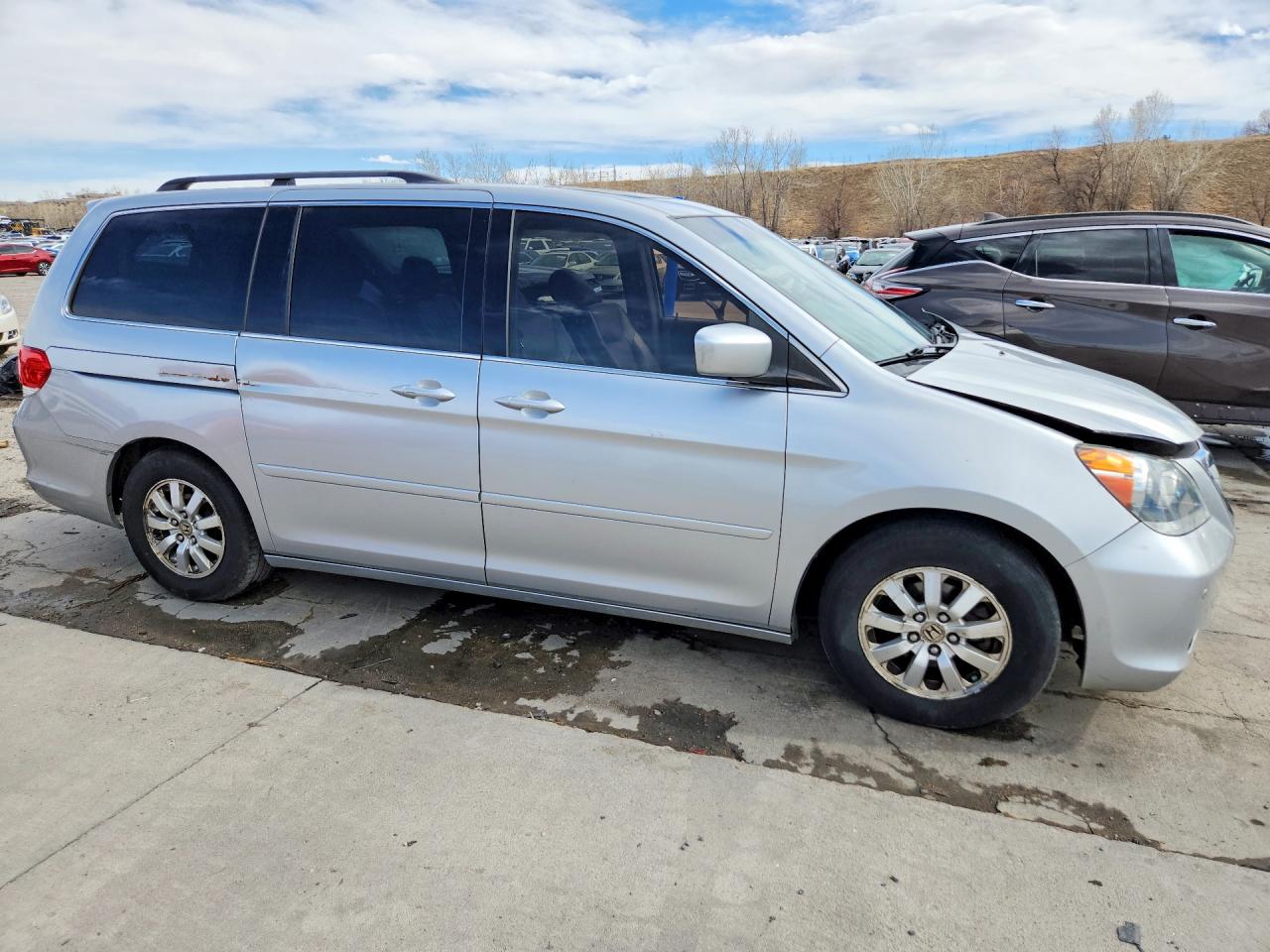 2010 HONDA ODYSSEY TOURING photo 7