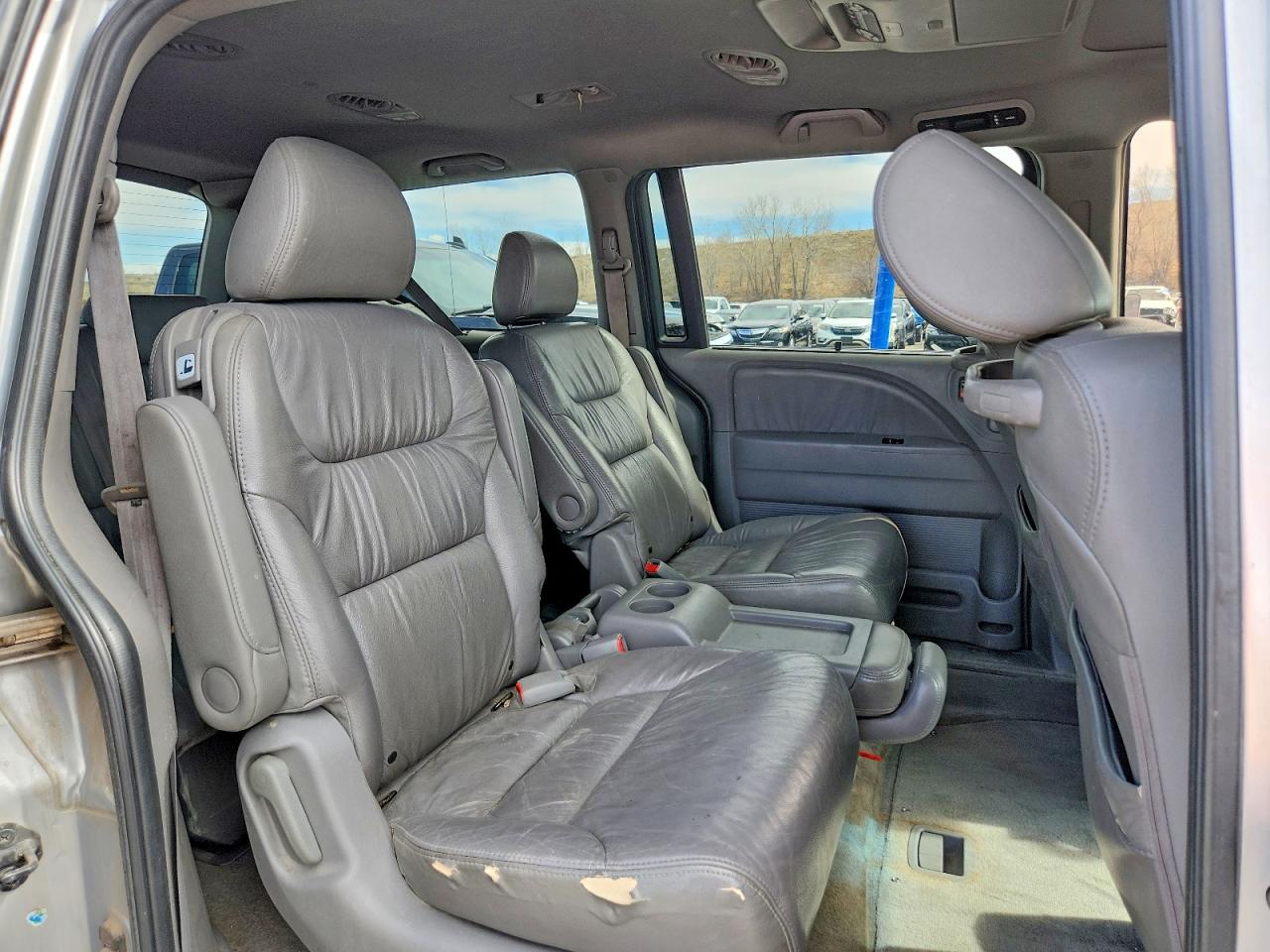 2010 HONDA ODYSSEY TOURING photo 21