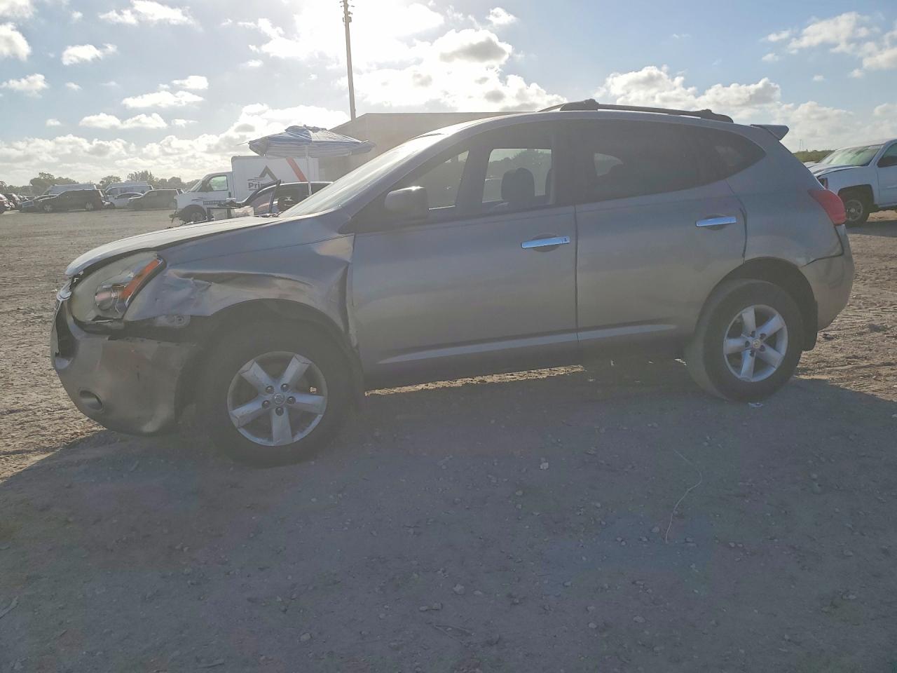 2010 NISSAN ROGUE