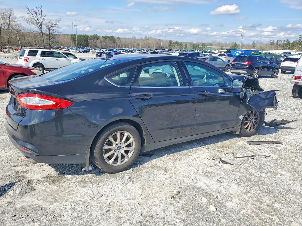 2015 FORD FUSION S photo 5