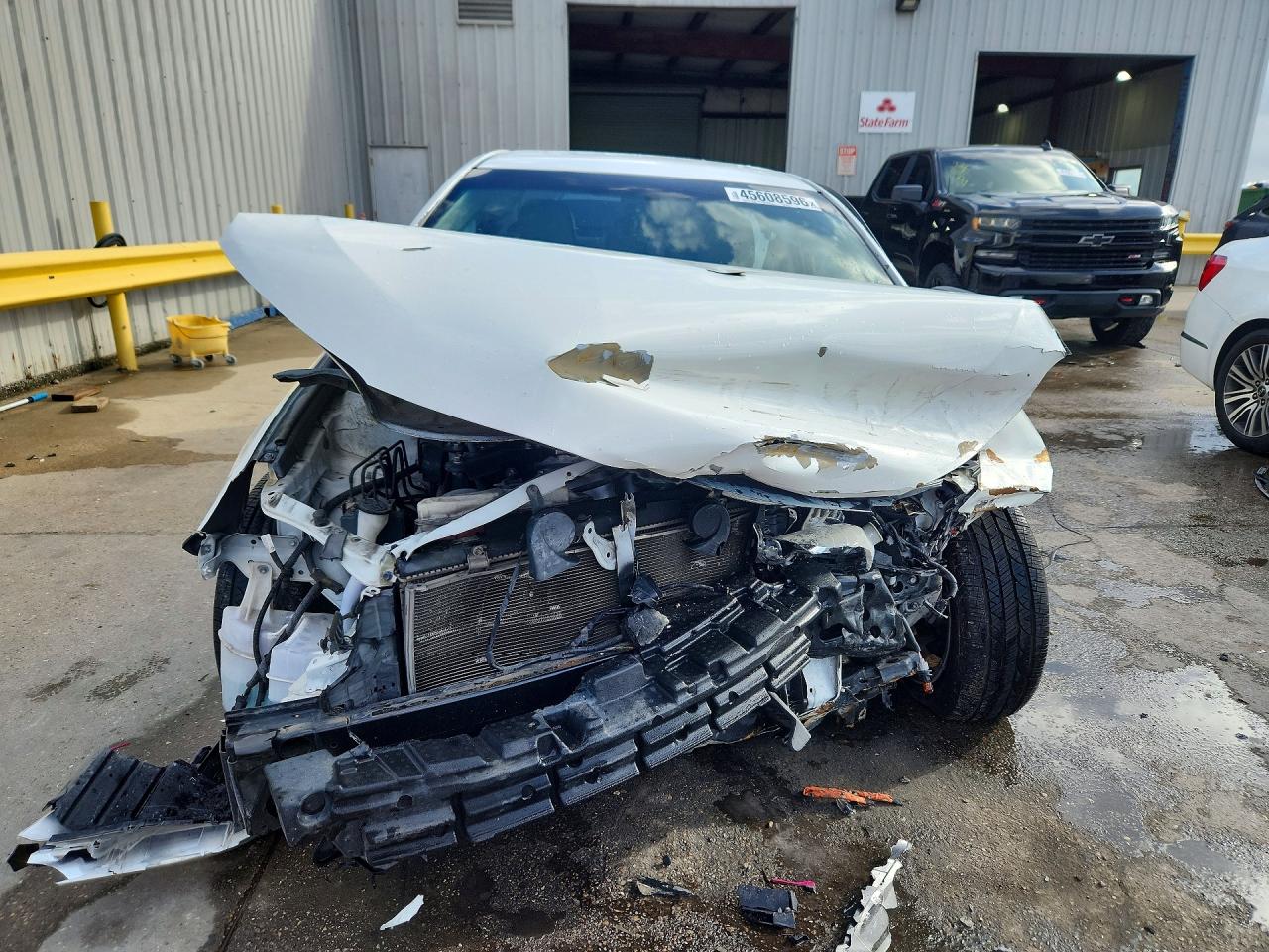 2015 TOYOTA CAMRY SE photo 9