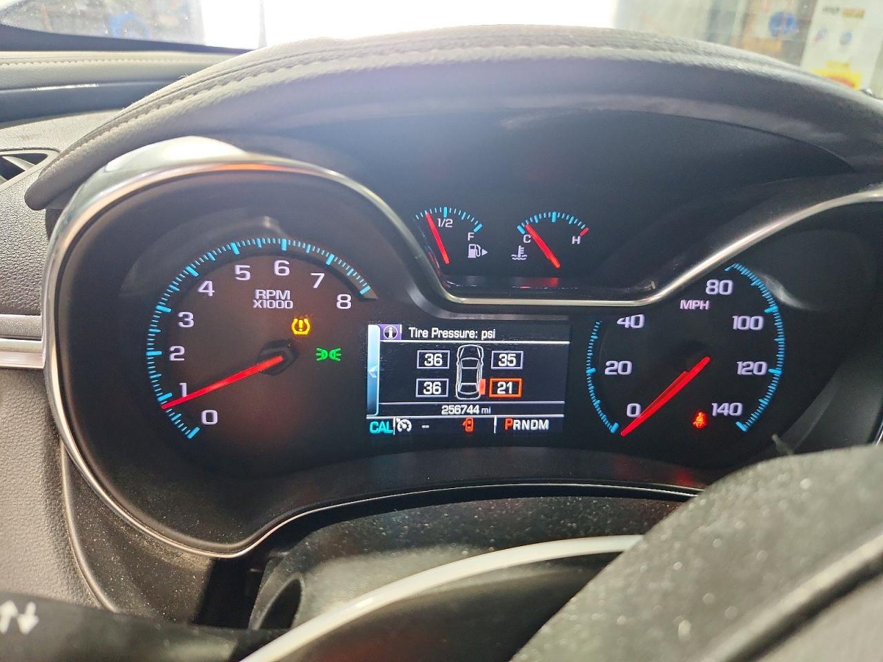 2015 CHEVROLET IMPALA LT photo 9