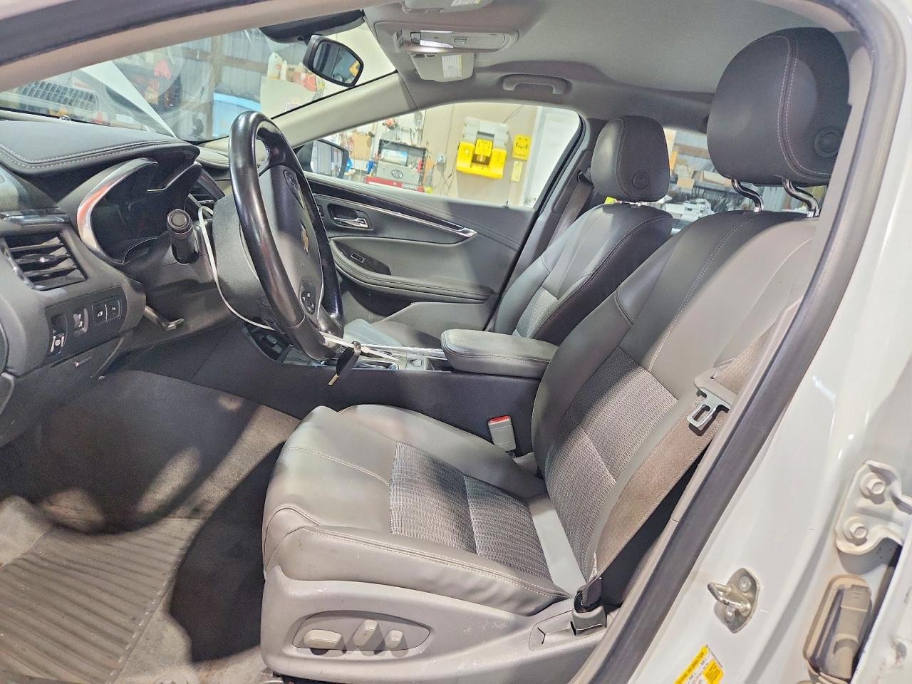 2015 CHEVROLET IMPALA LT photo 7